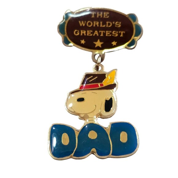Vintage Snoopy peanuts Worlds Greatest Dad Pin with alittle yellowing fatherday - Picture 2 of 8